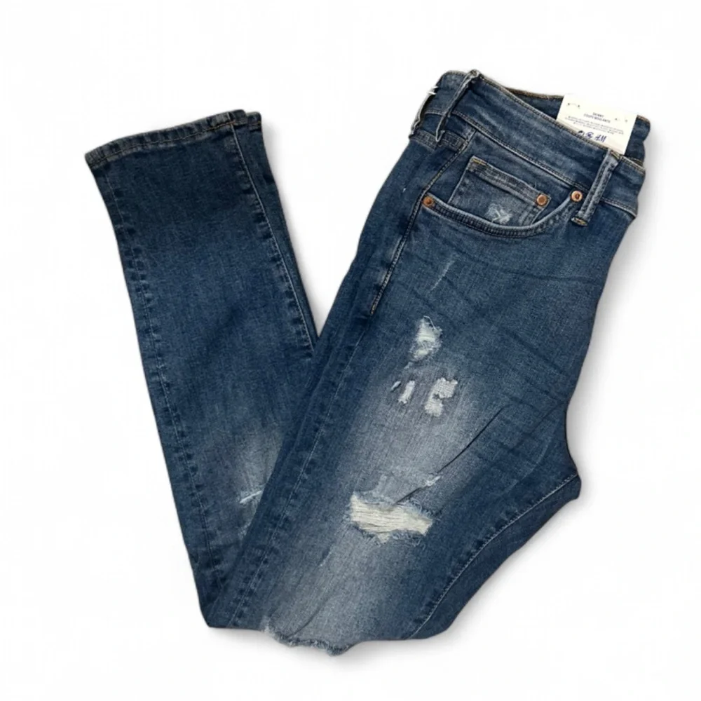 H&M Athletic Skinny Fit Distressed Denim Size W33 x L30 (NWT)